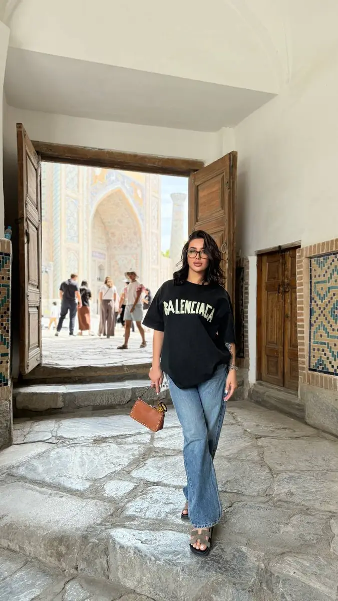 Azalea escort in Bangkok