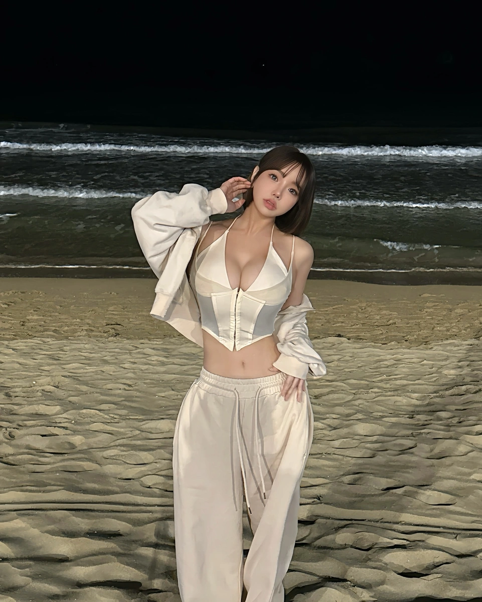 Yuna escort in Bangkok